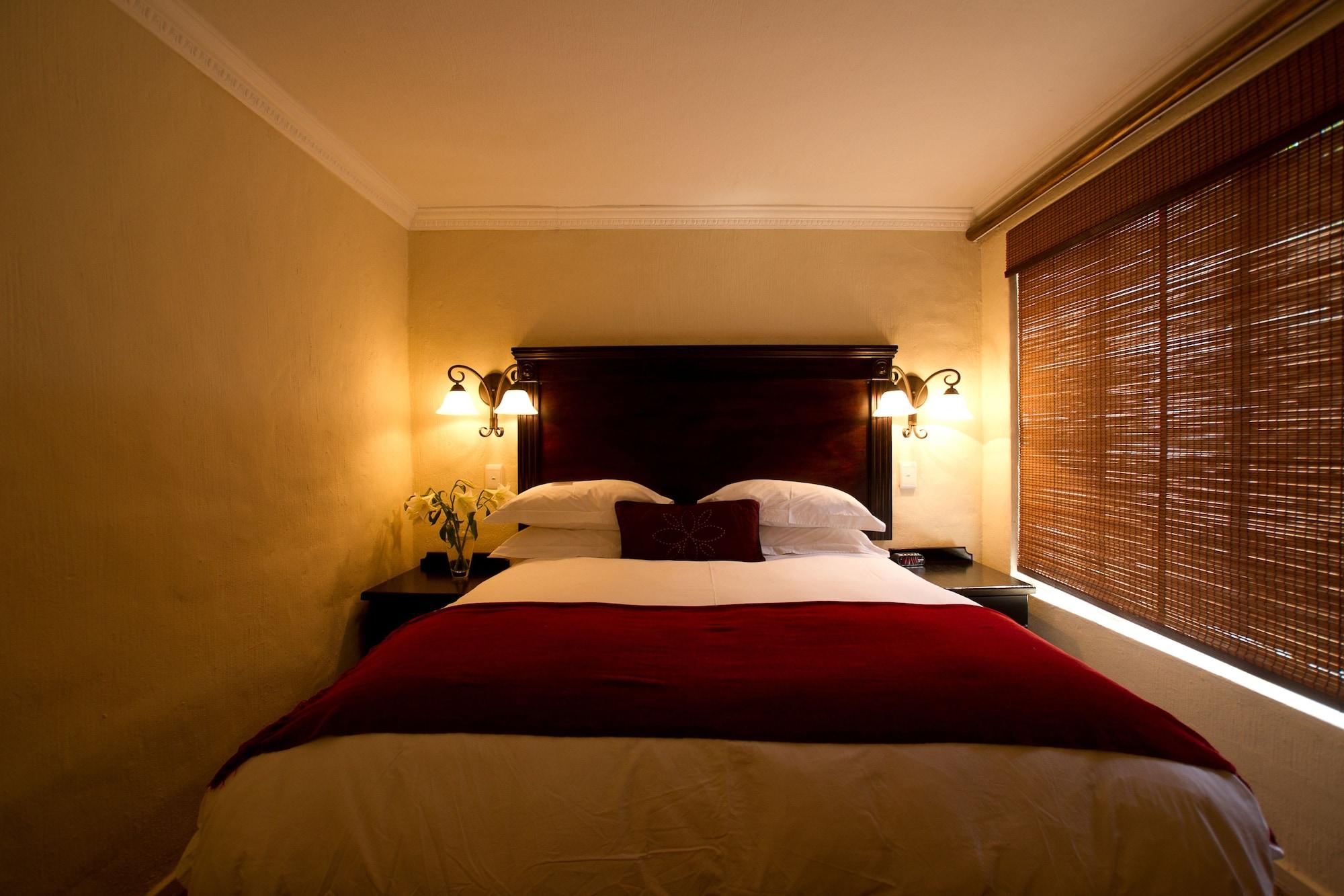 Little Tuscany Boutique Hotel Йоганнесбурґ Екстер'єр фото