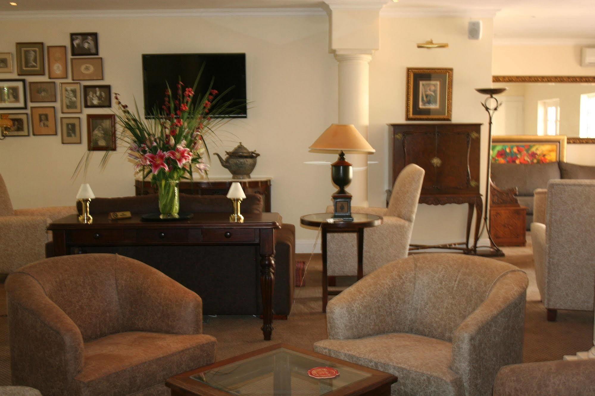 Little Tuscany Boutique Hotel Йоганнесбурґ Екстер'єр фото