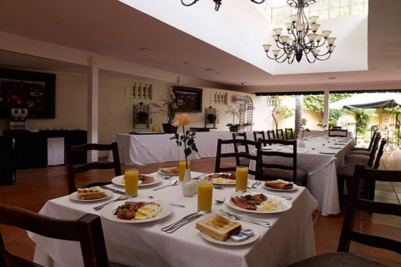 Little Tuscany Boutique Hotel Йоганнесбурґ Екстер'єр фото