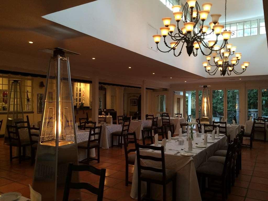 Little Tuscany Boutique Hotel Йоганнесбурґ Ресторан фото